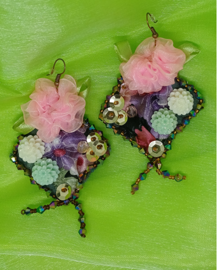 Šité dizajnové náušnice "Sen Kene"